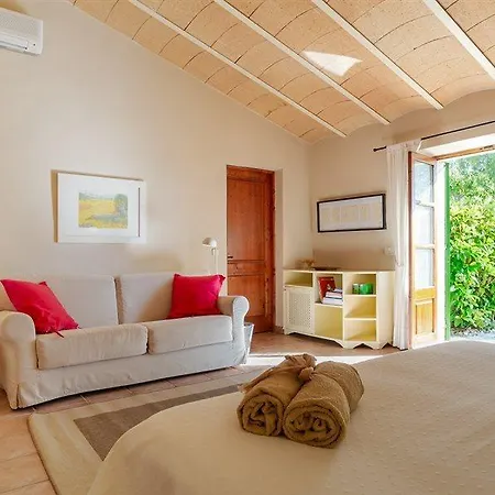 Sa Rota Country house *